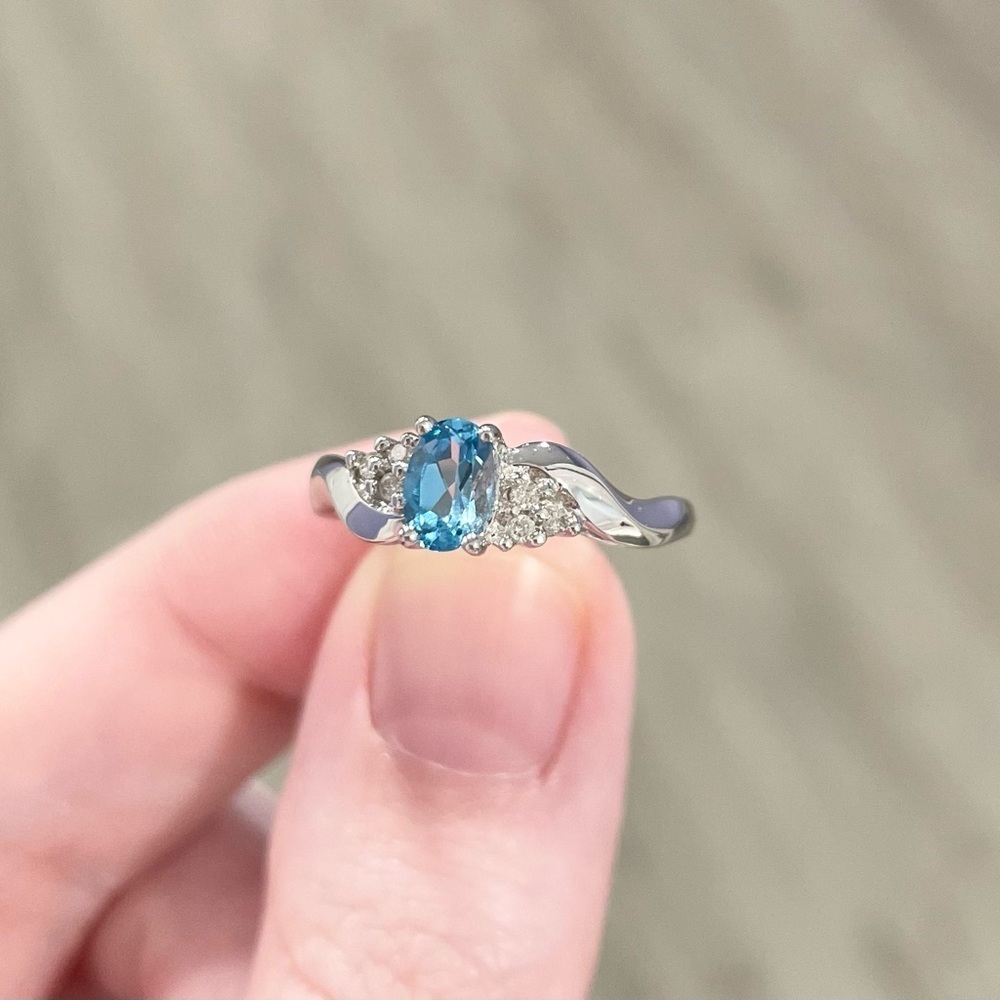 10K Light Swiss Blue Topaz Diamond accent oval solitaire dainty white gold ring‍ - Picture 3 of 10